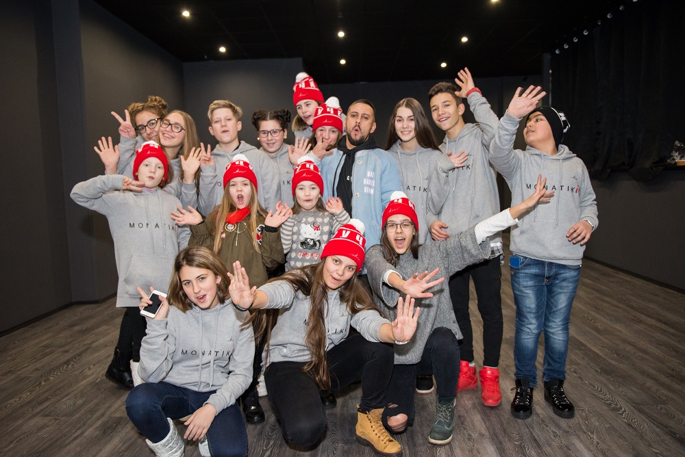 Monatik собрал всех своих детей на сольном концерте в Киеве